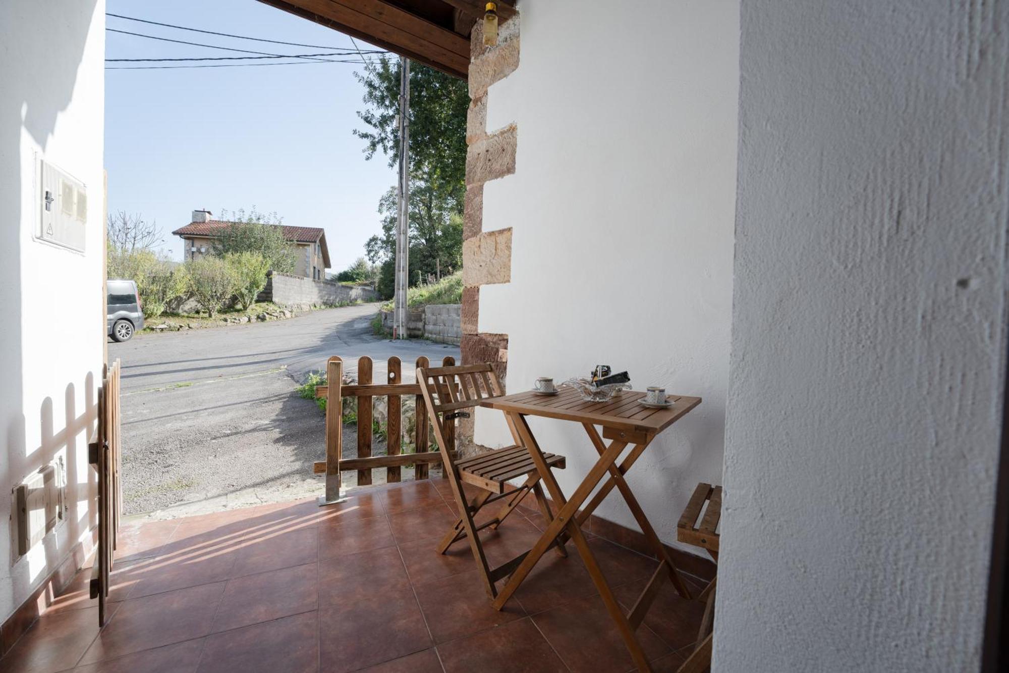 La Casita Del Puente Viejo Vila Oruna Exterior foto